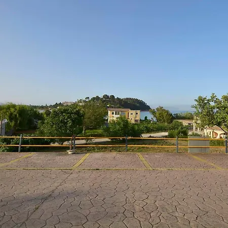 Villa Nisos Family House Perama  Exterior foto